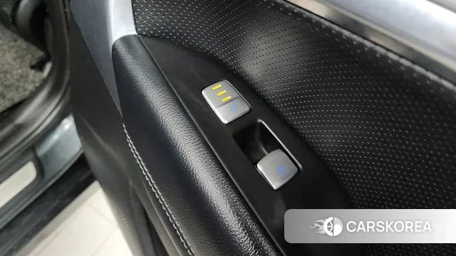 Genesis G70 id 3531252 из Кореи 10