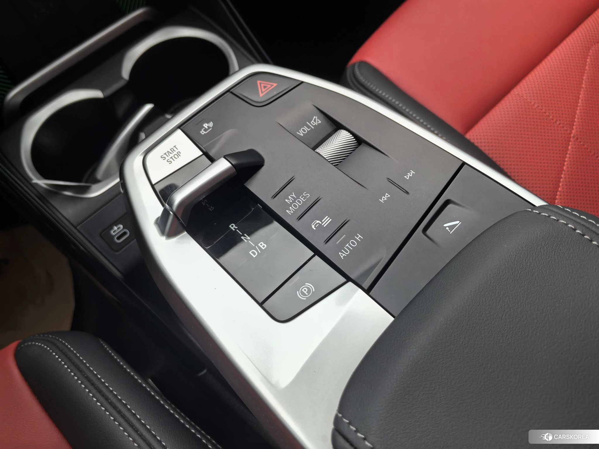BMW iX1 id 4513890 из Китая 10