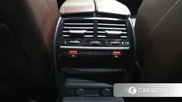 BMW 5 Series (G30) id 3391530 из Кореи 10