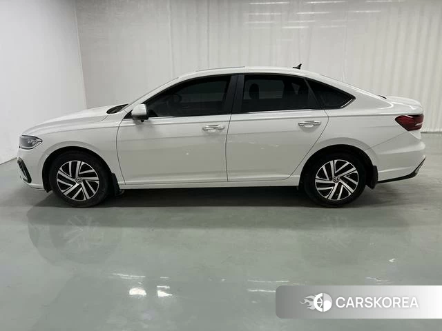 Volkswagen Lavida id 4399710 из Китая 10