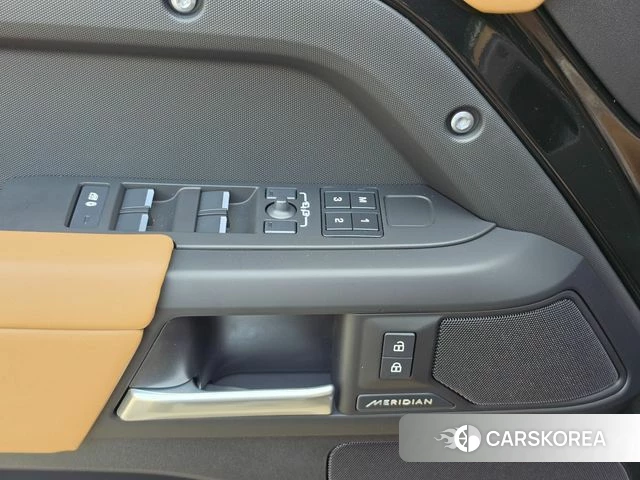 Land Rover Defender (L663) id 4629844 из Кореи 10