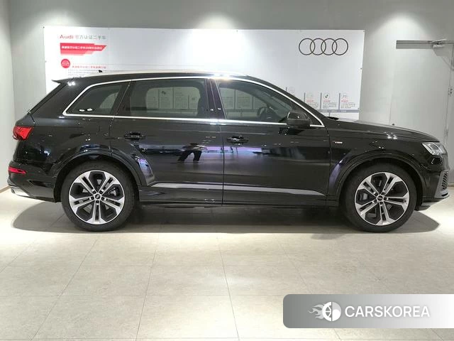 Audi Q7 id 4380732 из Китая 10