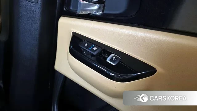 Kia Carnival 4th generation id 3452679 из Кореи 10