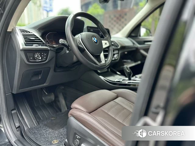BMW X3 id 4368149 из Китая 10