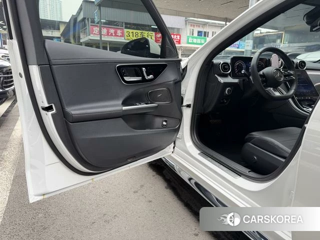 Mercedes-Benz Class C id 4271257 из Китая 10