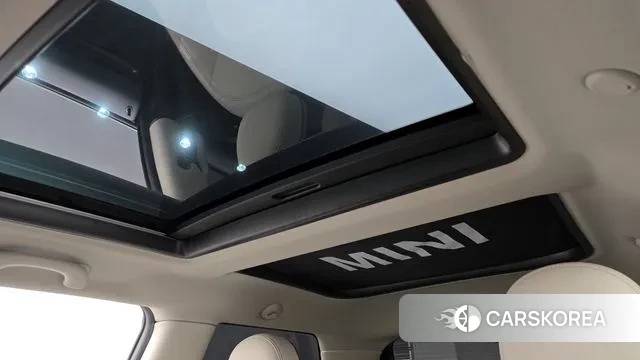 Mini Cooper S id 3758769 из Кореи 10