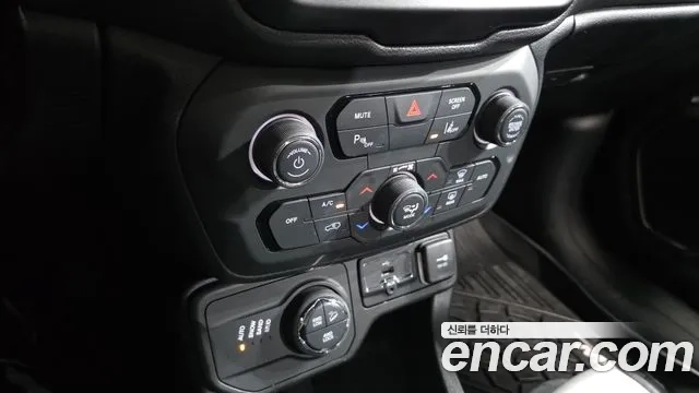 Jeep Renegade id 2876546 из Кореи 10