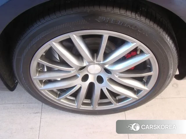 Maserati Ghibli id 3451602 из Кореи 10