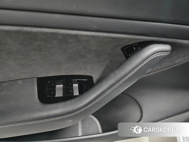 Tesla Model 3 id 3444199 из Кореи 10