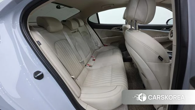 Genesis The New G70 id 3916083 из Кореи 10