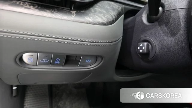 Genesis G90 (RS4) id 4201568 из Кореи 10