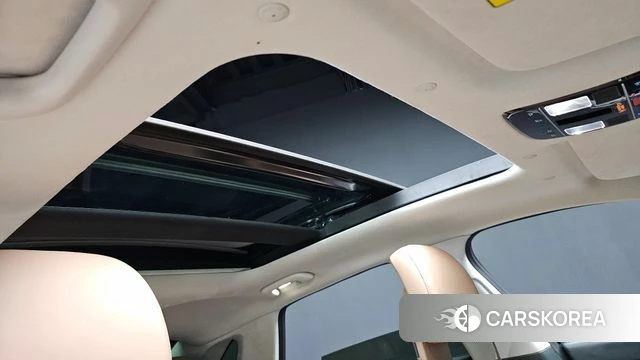 Hyundai Grandeur (GN7) id 4500372 из Кореи 10