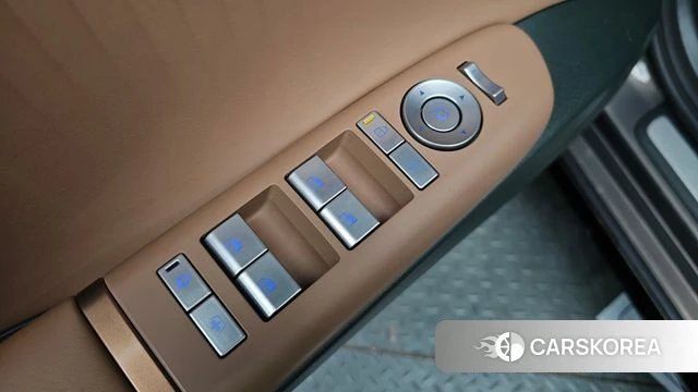 Hyundai Grandeur (GN7) id 4388412 из Кореи 10