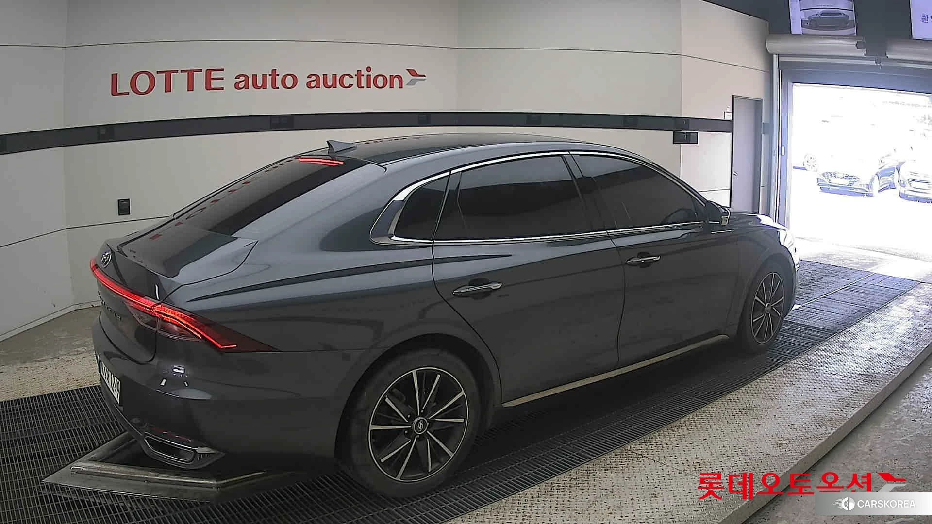 Hyundai Grandeur id 4498352 из Кореи 10