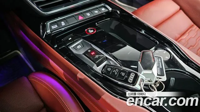 Audi e-Tron GT id 2681630 из Кореи 10