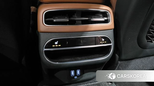 Genesis GV70 id 3865945 из Кореи 10