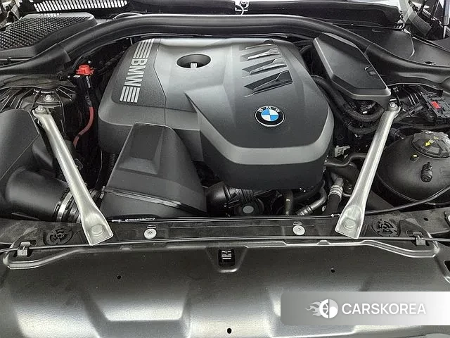 BMW 5 Series (G60) id 3338637 из Кореи 10