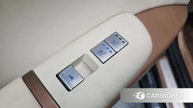 Hyundai Grandeur (GN7) id 3053238 из Кореи 10