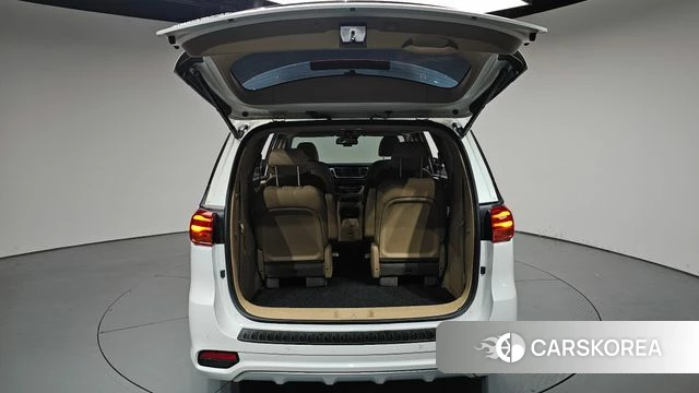 Kia The New Carnival id 4477238 из Кореи 10