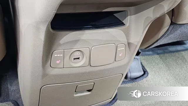 Kia The New Carnival id 3033974 из Кореи 10