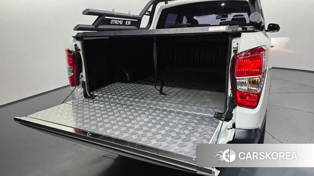 Ssangyong Rexton Sports Cannes id 3955595 из Кореи 10