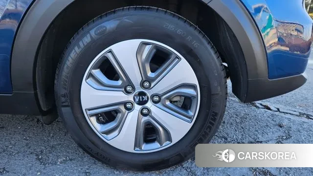 Kia Niro id 3728605 из Кореи 10