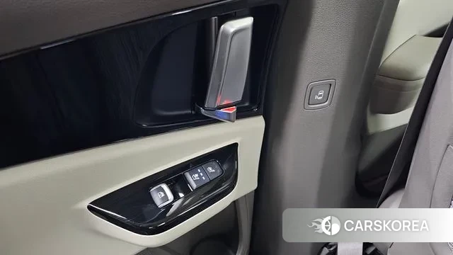 Kia Carnival 4th generation id 3615125 из Кореи 10