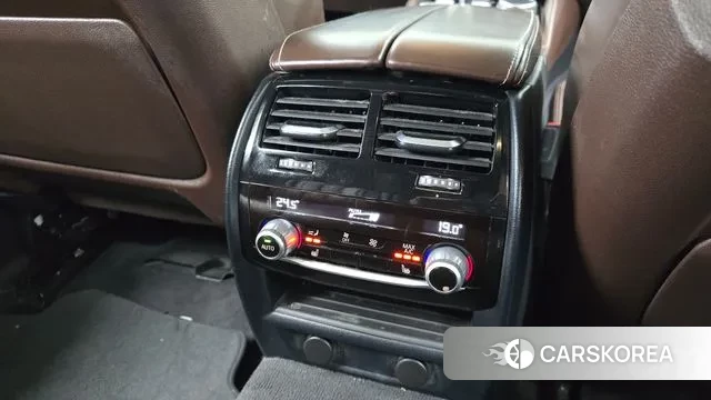 BMW 5 Series (G30) id 3789683 из Кореи 10