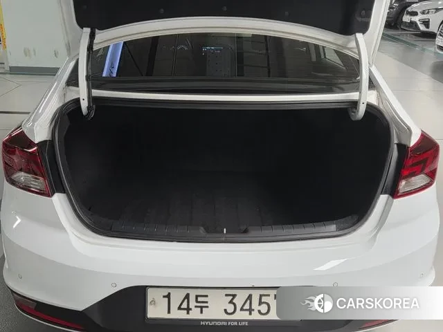 Hyundai The New Avante AD id 3494478 из Кореи 10