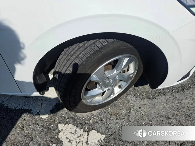 Hyundai Avante (CN7) id 3919747 из Кореи 10