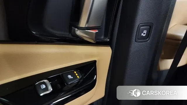 Kia Carnival 4th generation id 3036827 из Кореи 10