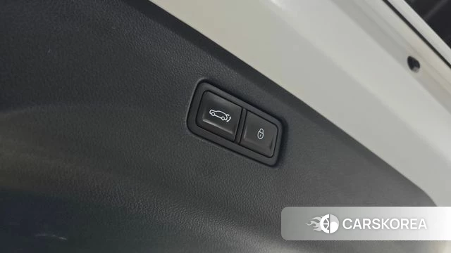 Genesis GV70 id 3826904 из Кореи 10