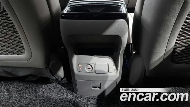 Kia The New Carnival id 2711761 из Кореи 10