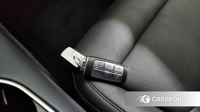 Genesis GV70 id 4267812 из Кореи 10