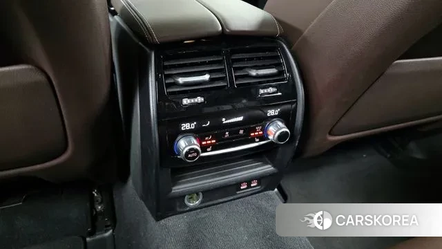 BMW 5 Series (G30) id 3746059 из Кореи 10