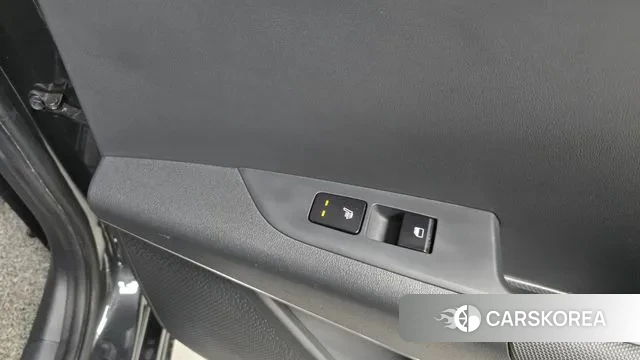 Kia Di Ol Nu Niro id 3735374 из Кореи 10