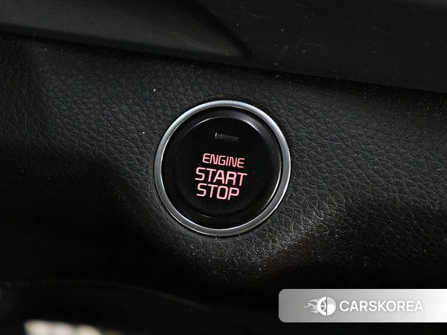 Kia Stonic id 4196947 из Кореи 10