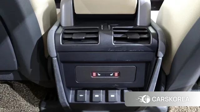 Land Rover Defender (L663) id 3540650 из Кореи 10