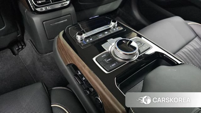 Genesis G90 id 3935952 из Кореи 10