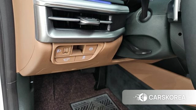Hyundai Grandeur (GN7) id 4847808 из Кореи 10