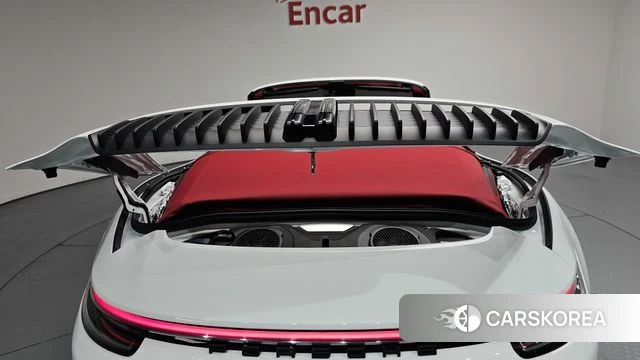 Porsche 911(992) id 4533292 из Кореи 10