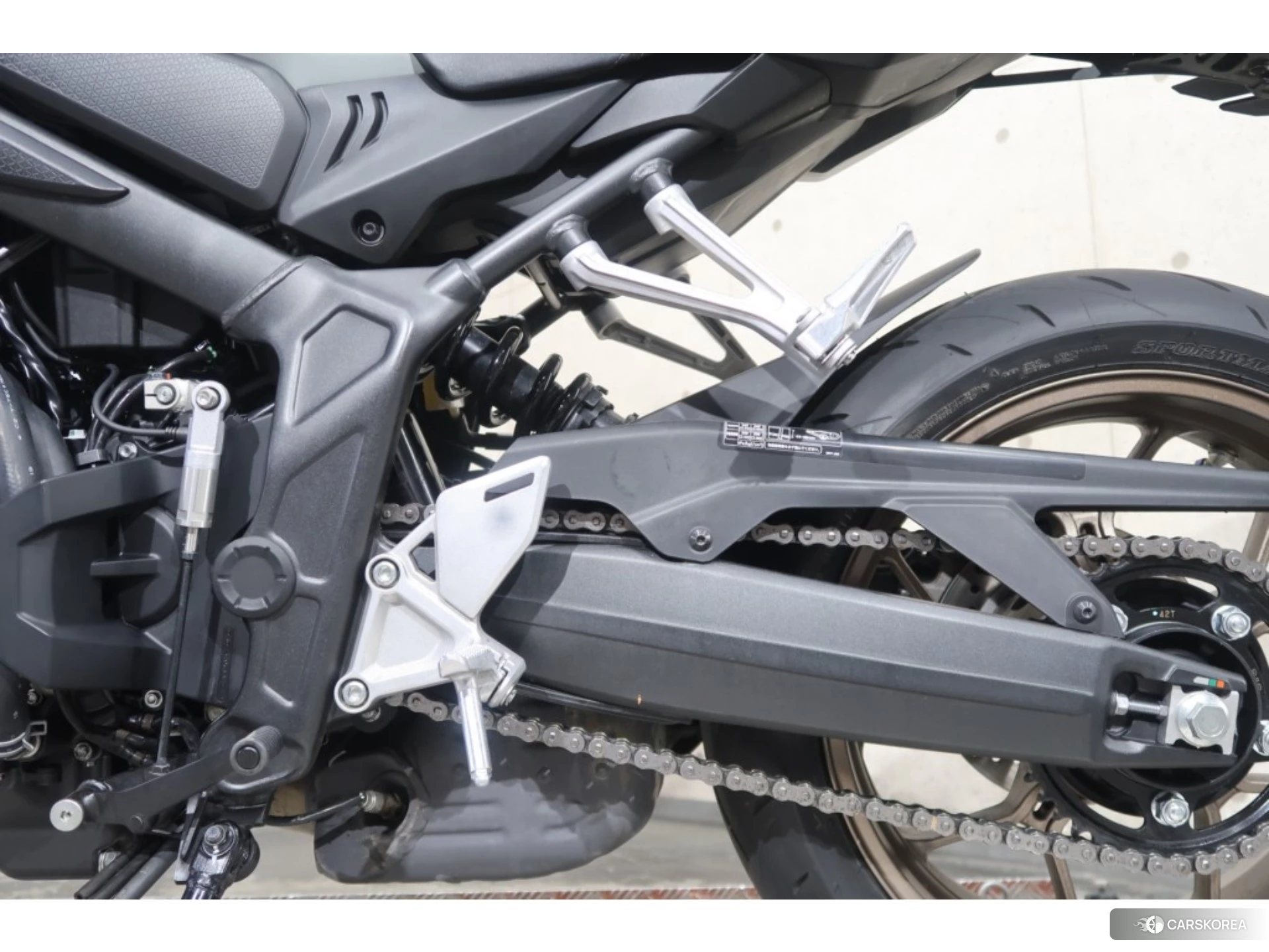 Honda CB650R E-CLUTCH id 3950440 из Японии 10