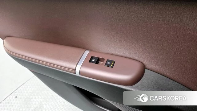 Hyundai Grandeur Hybrid (GN7) id 3851200 из Кореи 10