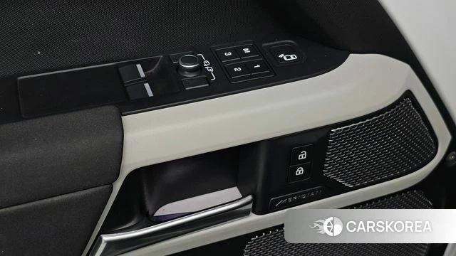Land Rover Defender (L663) id 4779748 из Кореи 10