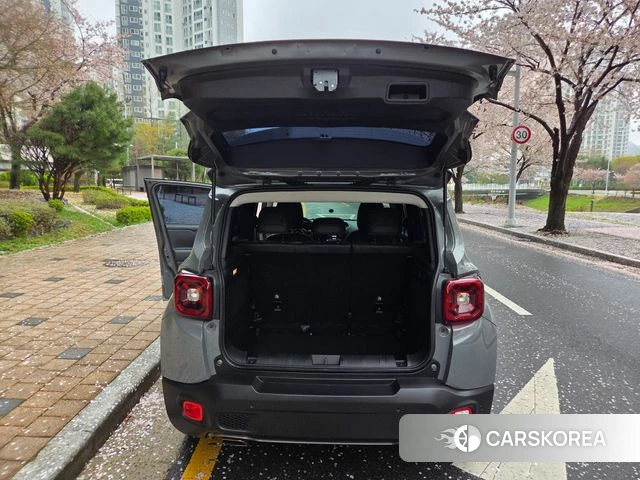 Jeep Renegade id 3919821 из Кореи 10