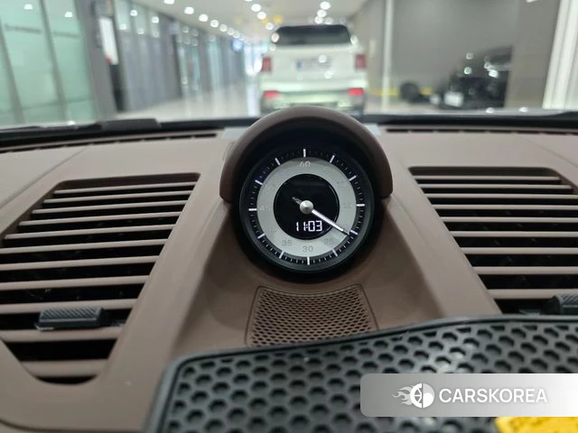 Porsche 911(992) id 3896654 из Кореи 10