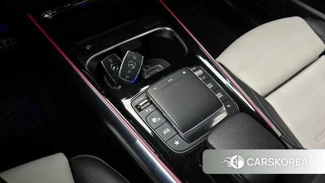 Mercedes-Benz GLA - Class H247 id 4283451 из Кореи 10