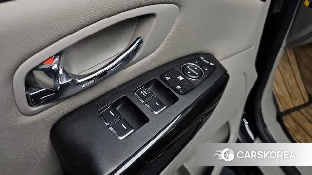 Kia The New Carnival id 3742042 из Кореи 10