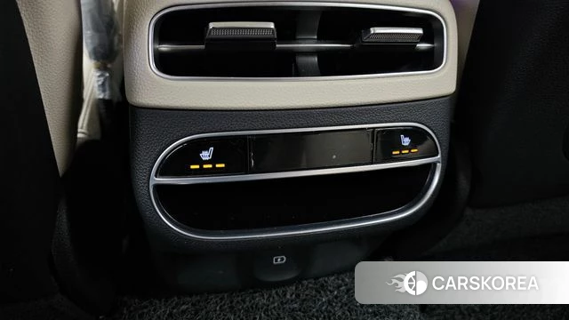 Genesis GV70 id 4250100 из Кореи 10