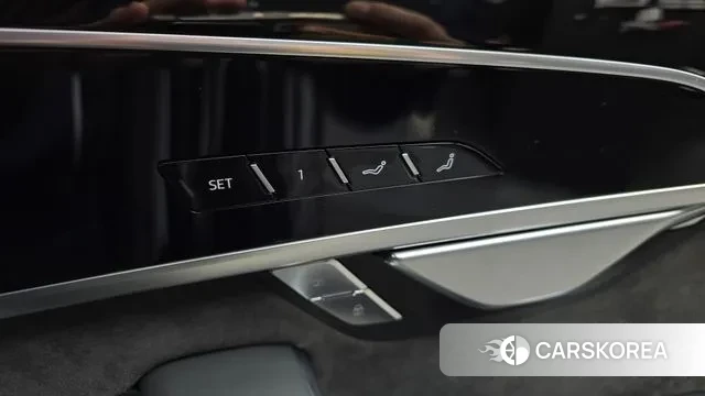 Audi A8 (D5) id 3615837 из Кореи 10